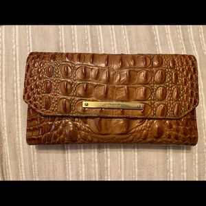 Brahmin wallet